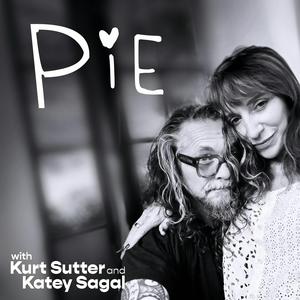 Lyssna på PIE with Kurt Sutter and Katey Sagal i appen